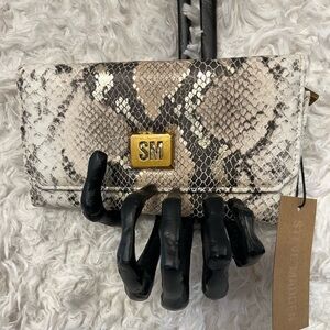🐍🖤NWT-STEVE MADDEN SNAKESKIN METALLIC BEAUTIFUL WALLET🐍🖤
